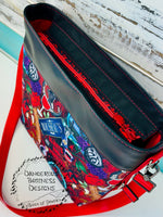 Load image into Gallery viewer, Vampire show crossbody
