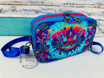 Load image into Gallery viewer, Sassy octopus crossbody
