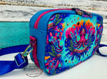Load image into Gallery viewer, Sassy octopus crossbody
